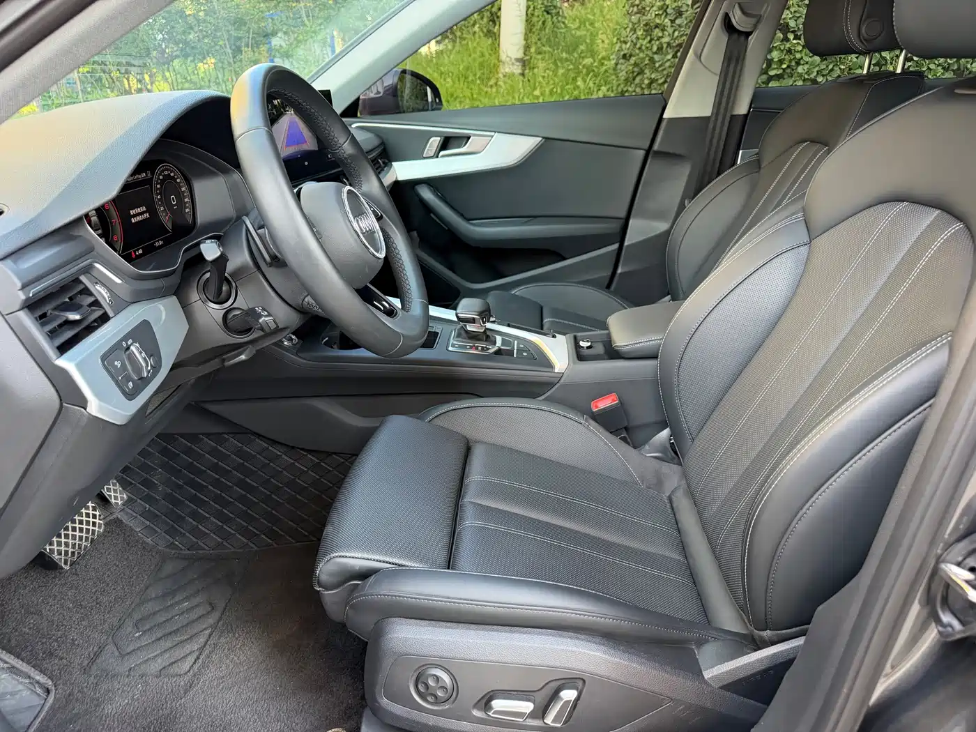 Audi A4 2025