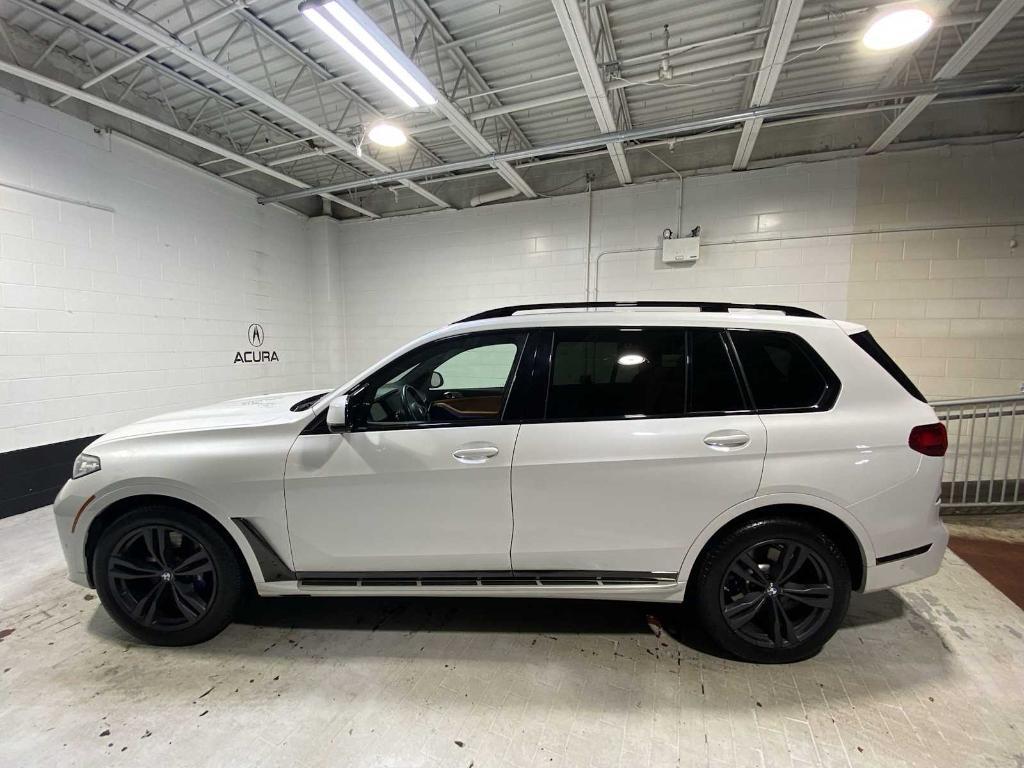 BMW X7 2021