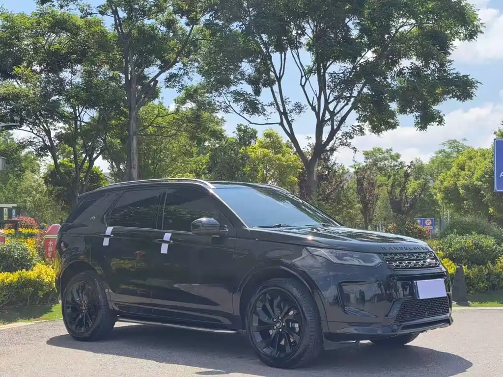 Land Rover Discovery Sport 2021