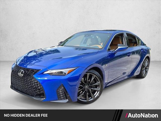 Lexus IS 2025
