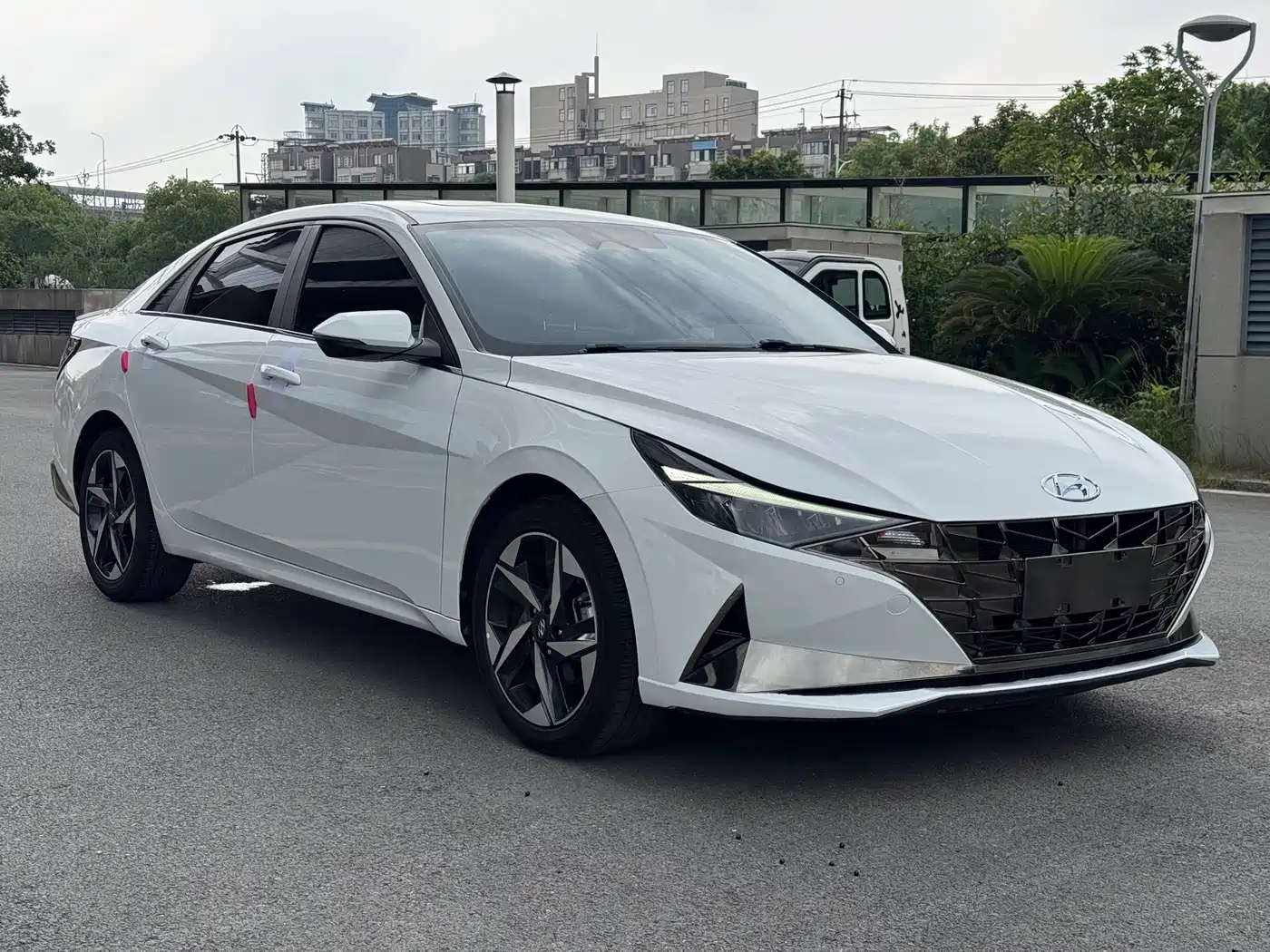 Hyundai Elantra 2022
