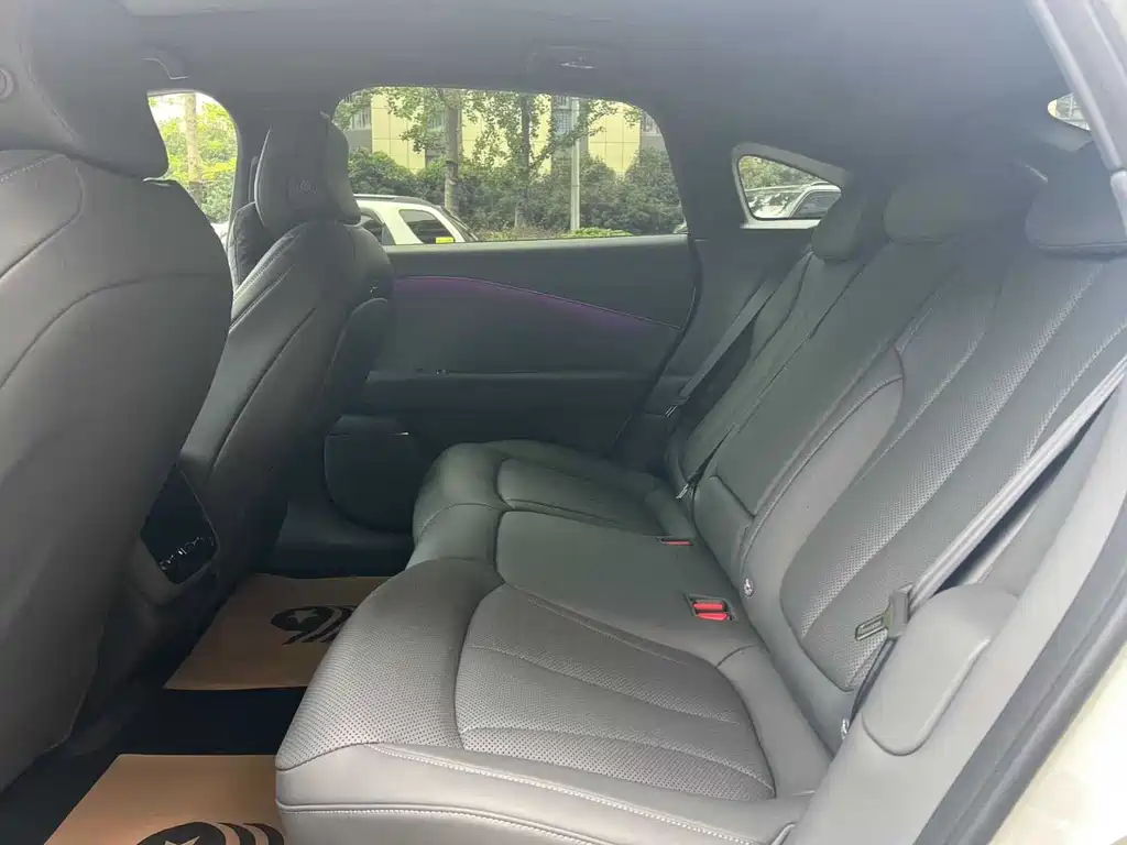 Xpeng P7+ 2025