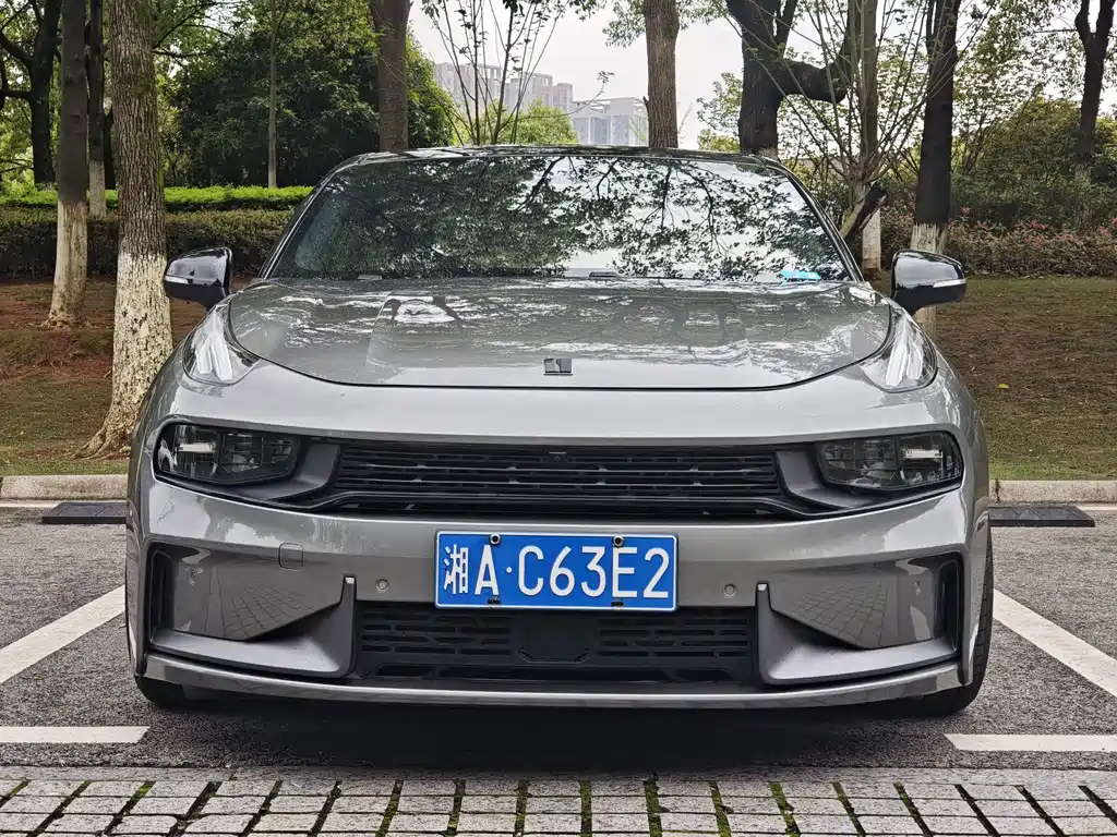 Lynk & Co 03 2021