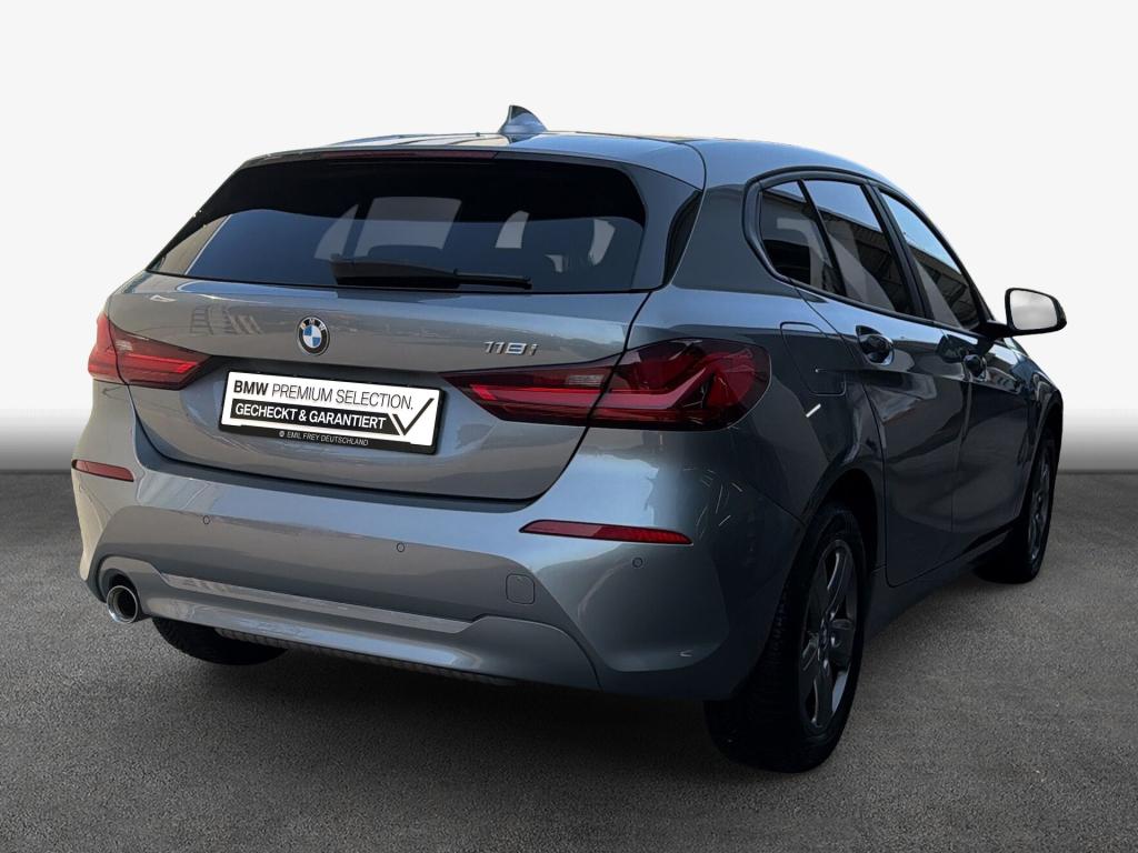 BMW 118 2024