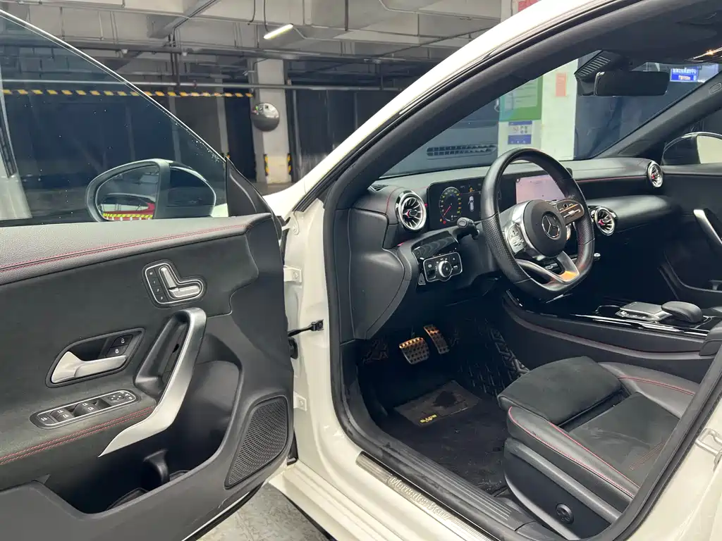 Mercedes-Benz CLA 2022