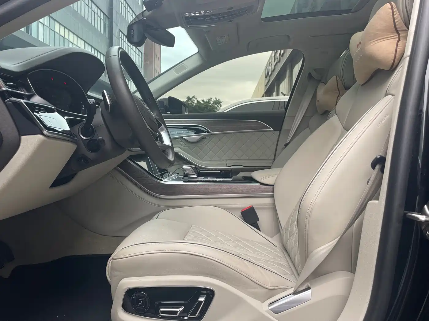 Audi A8 2022