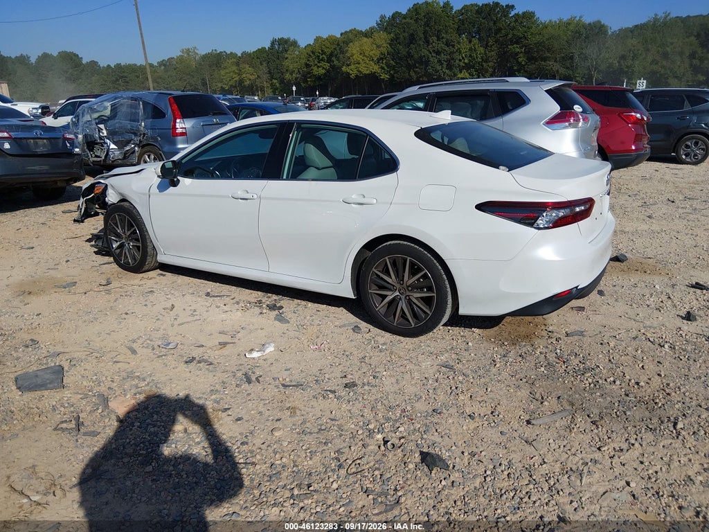 Toyota Camry 2022