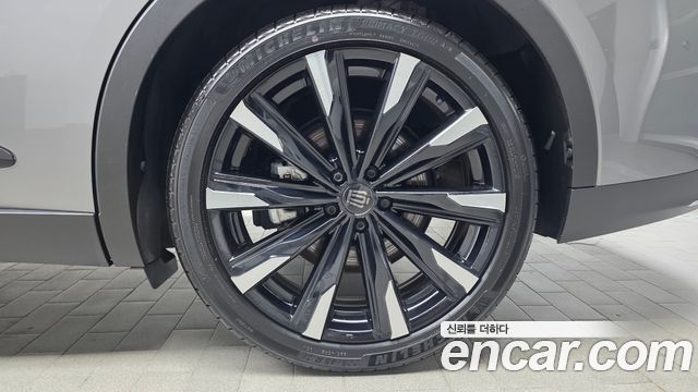 Toyota Crown 2024