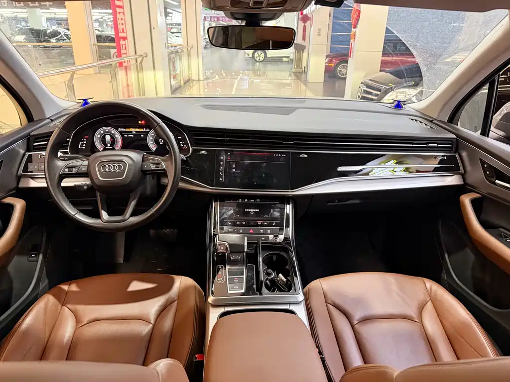 Audi Q7 2024