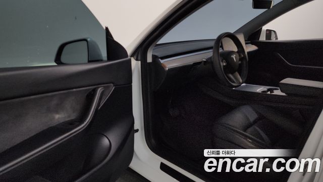 Tesla Model Y 2021