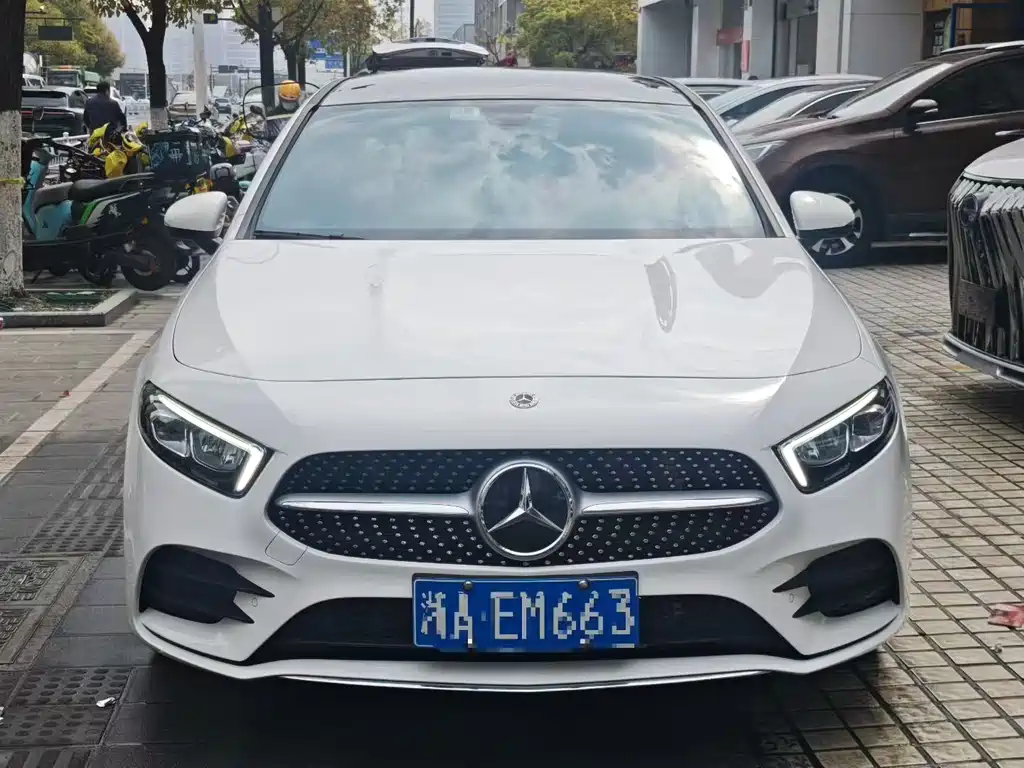Mercedes-Benz A-Класс 2022