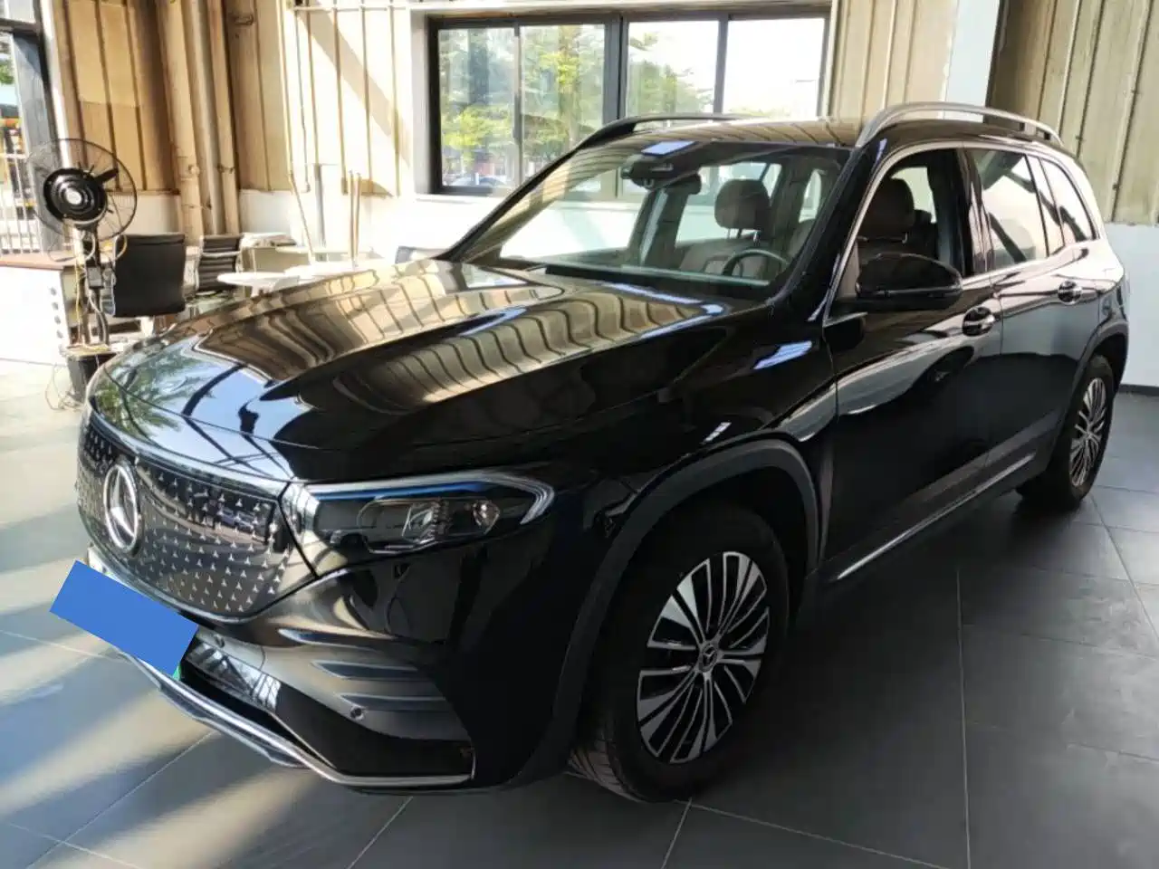 Mercedes-Benz EQB 2024