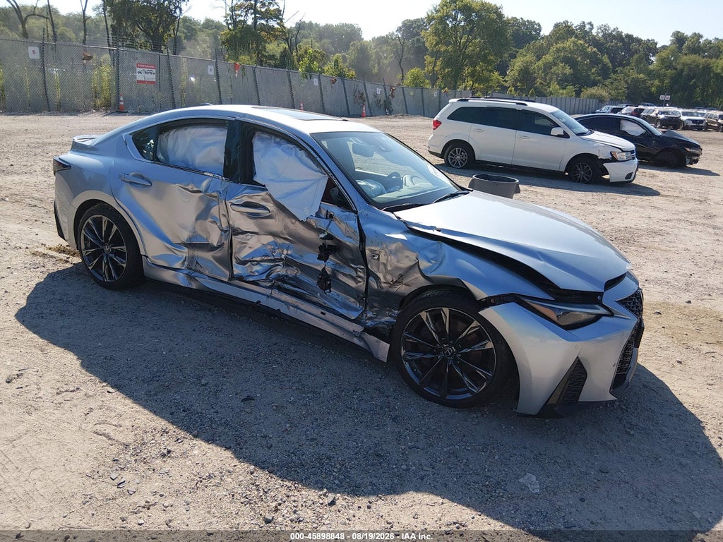 Lexus IS 2021