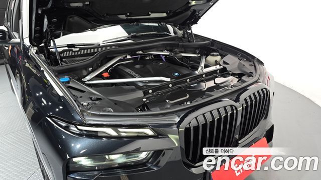 BMW X7 2024