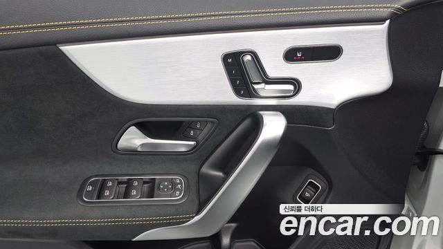 Mercedes-Benz CLA 2021