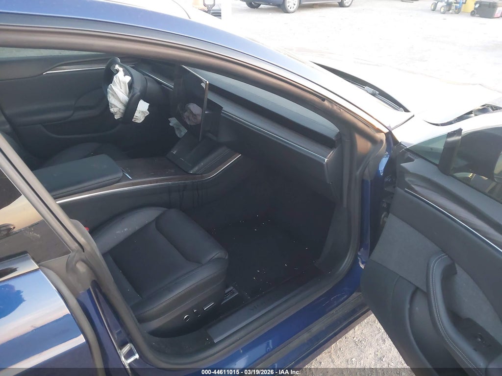 Tesla Model S 2023