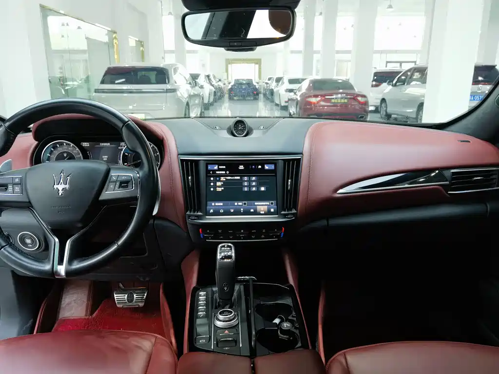 Maserati Levante 2023