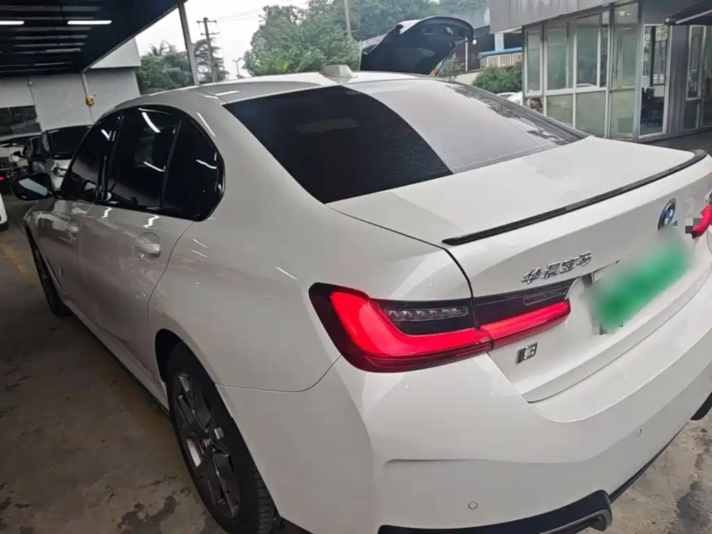BMW i3 2023