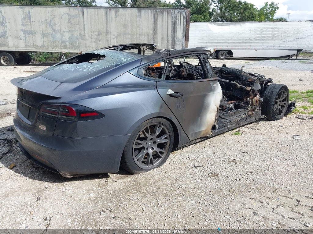 Tesla Model S 2022