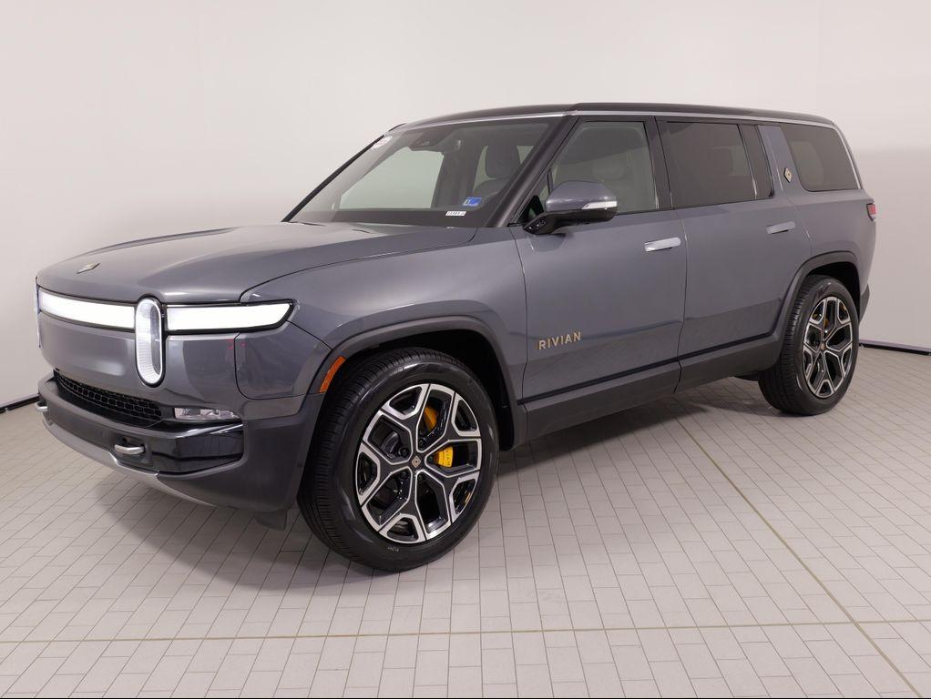Rivian R1S 2023
