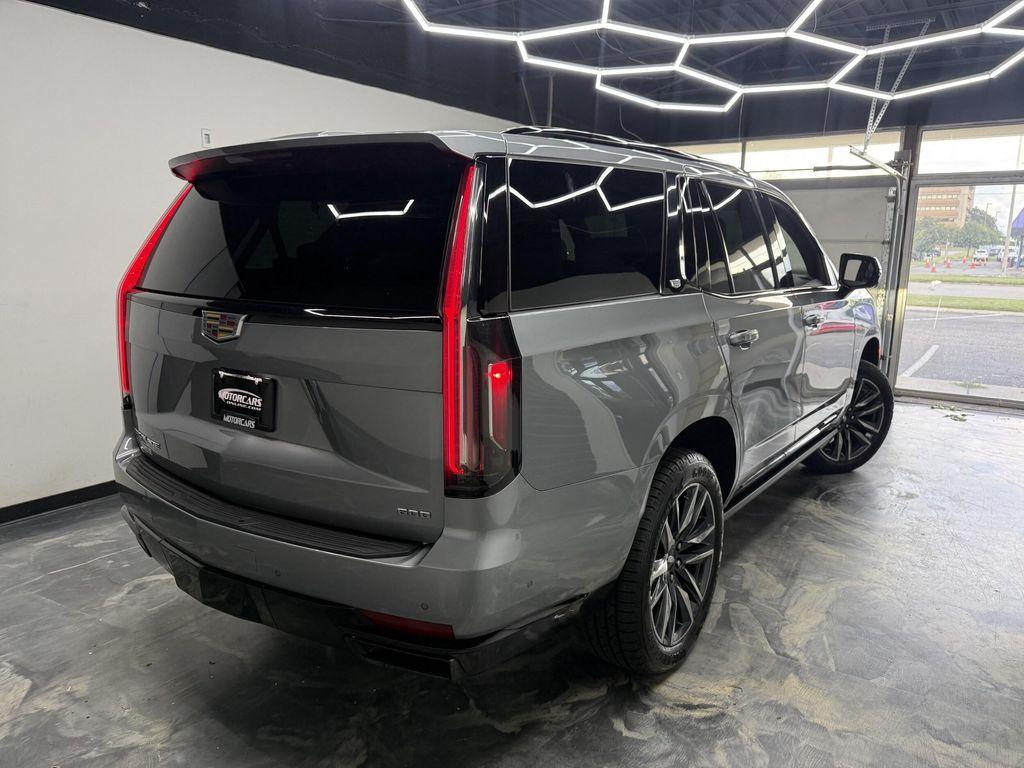 Cadillac Escalade 2023
