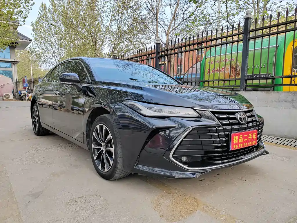 Toyota Avalon 2023