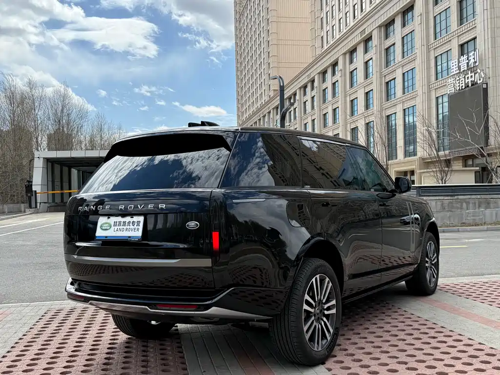 Land Rover Range Rover 2023
