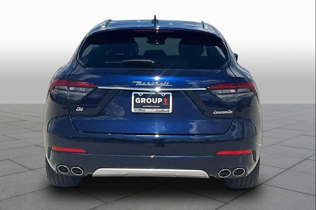 Maserati Levante 2021