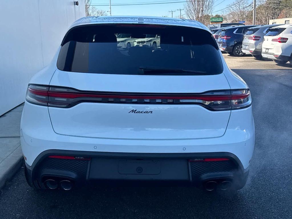 Porsche Macan 2024