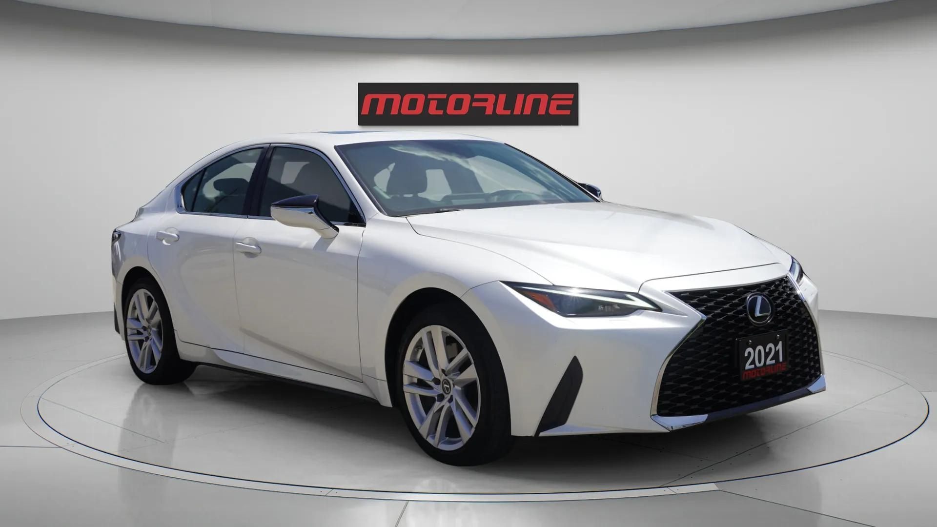 Lexus IS 2021
