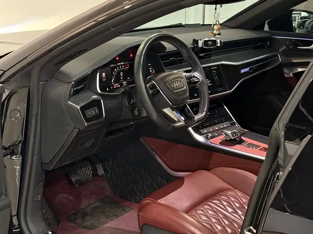 Audi A7 2024