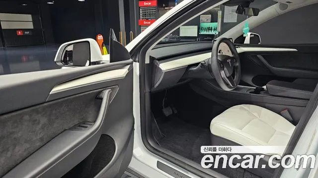 Tesla Model Y 2022