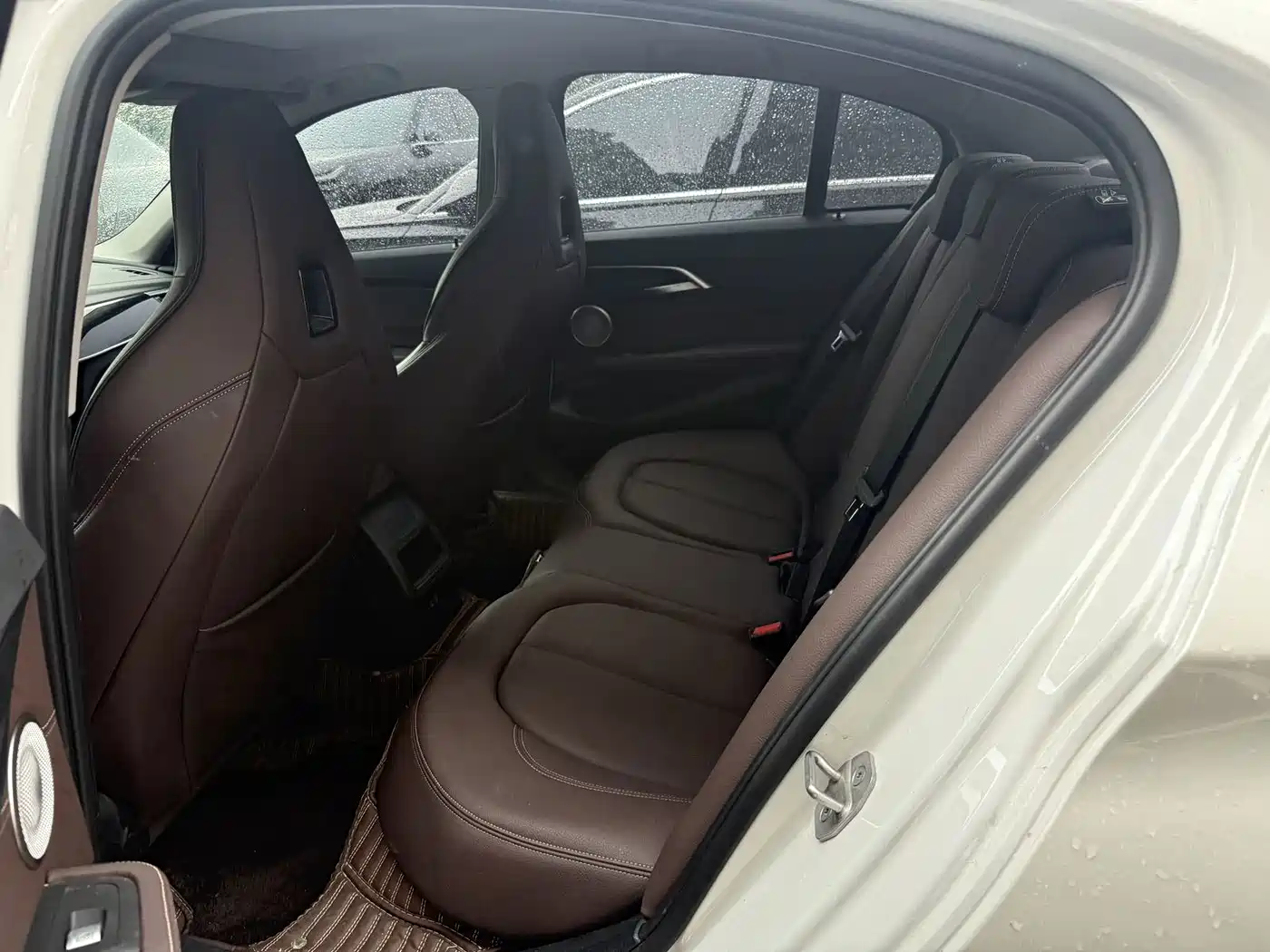 BMW 1 серии 2023
