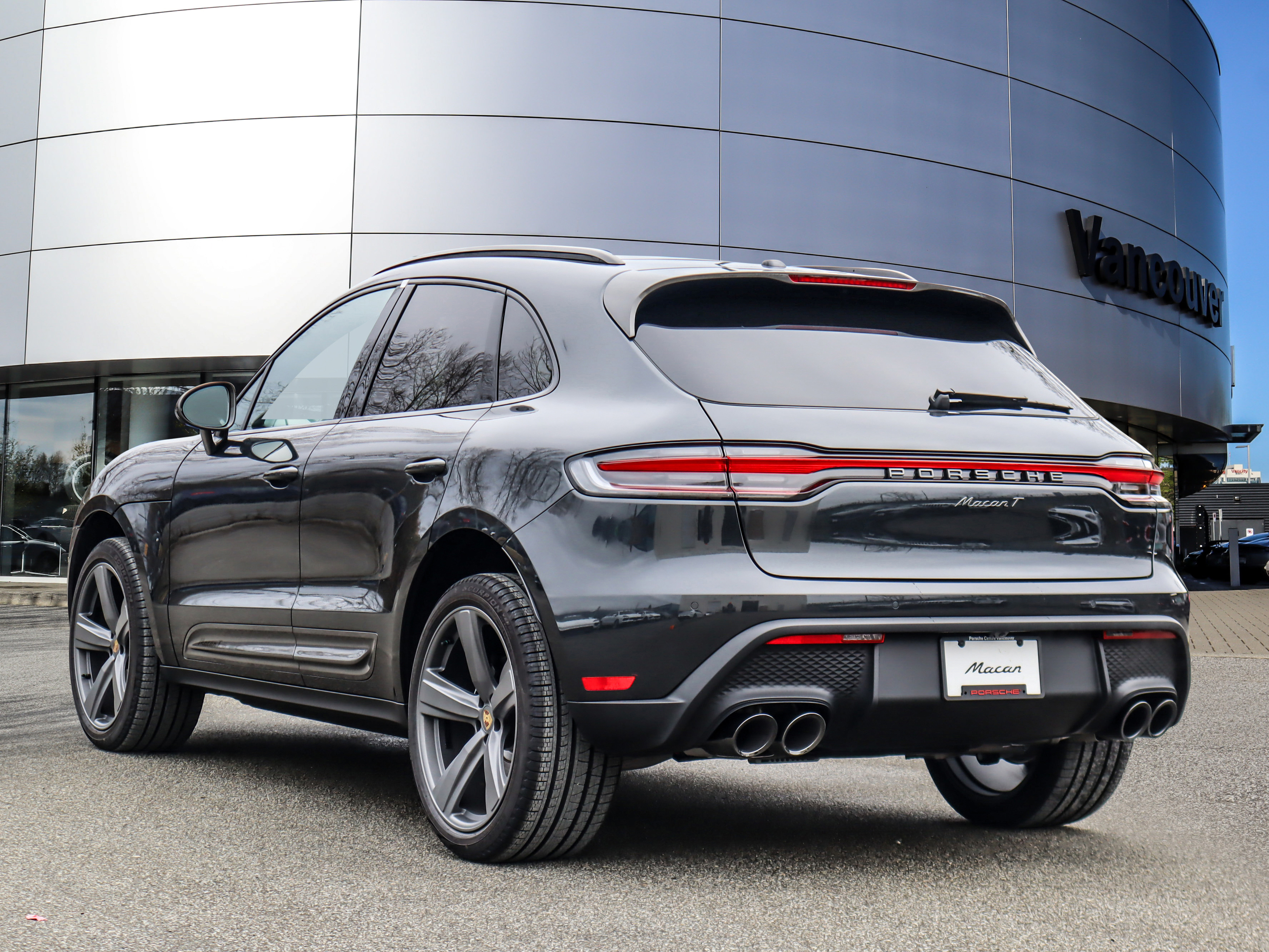 Porsche Macan 2025