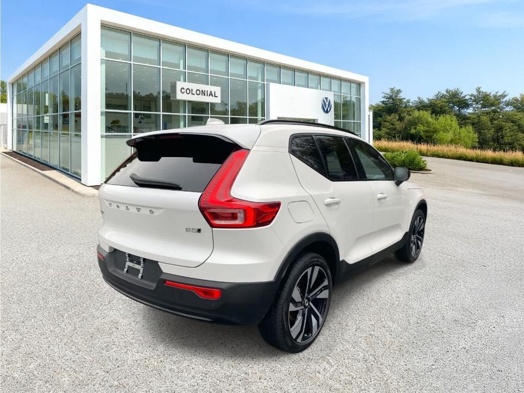 Volvo XC40 2024