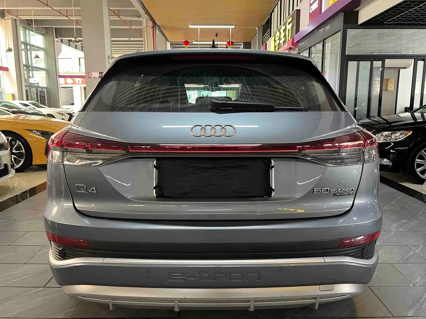 Audi Q4 e-tron 2023
