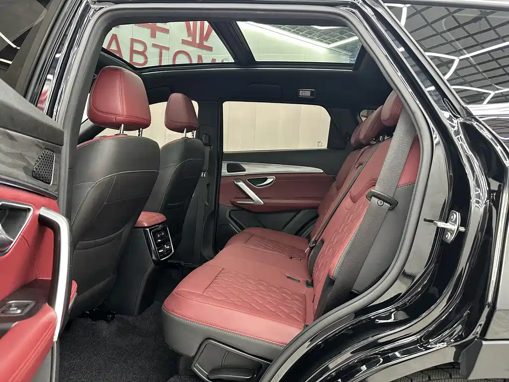 Jetour X70 PLUS 2023