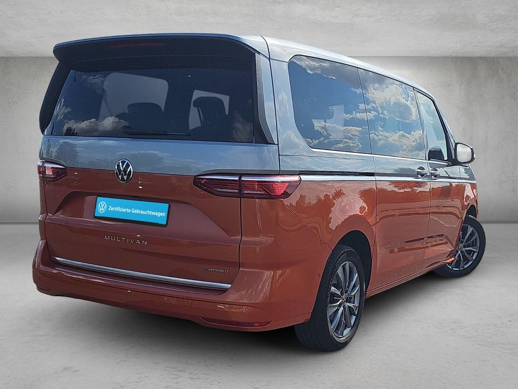 Volkswagen T7 MULTIVAN 2023