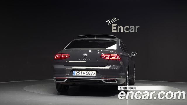Volkswagen Passat 2021
