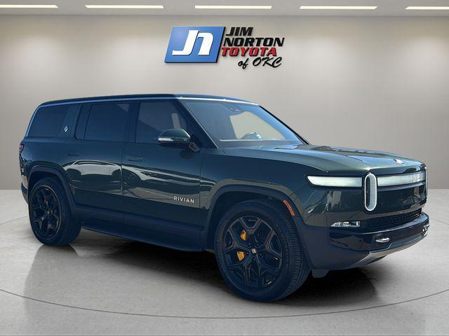 Rivian R1S 2023