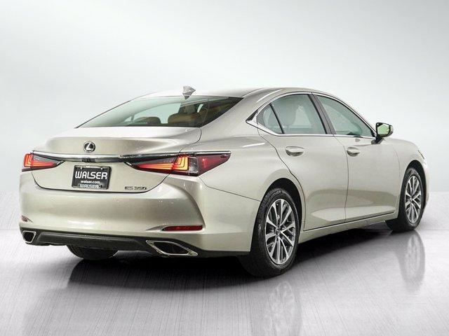 Lexus ES 2024