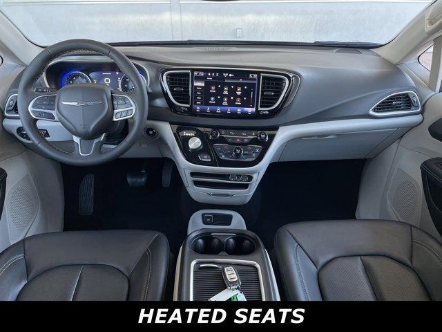 Chrysler Pacifica 2023