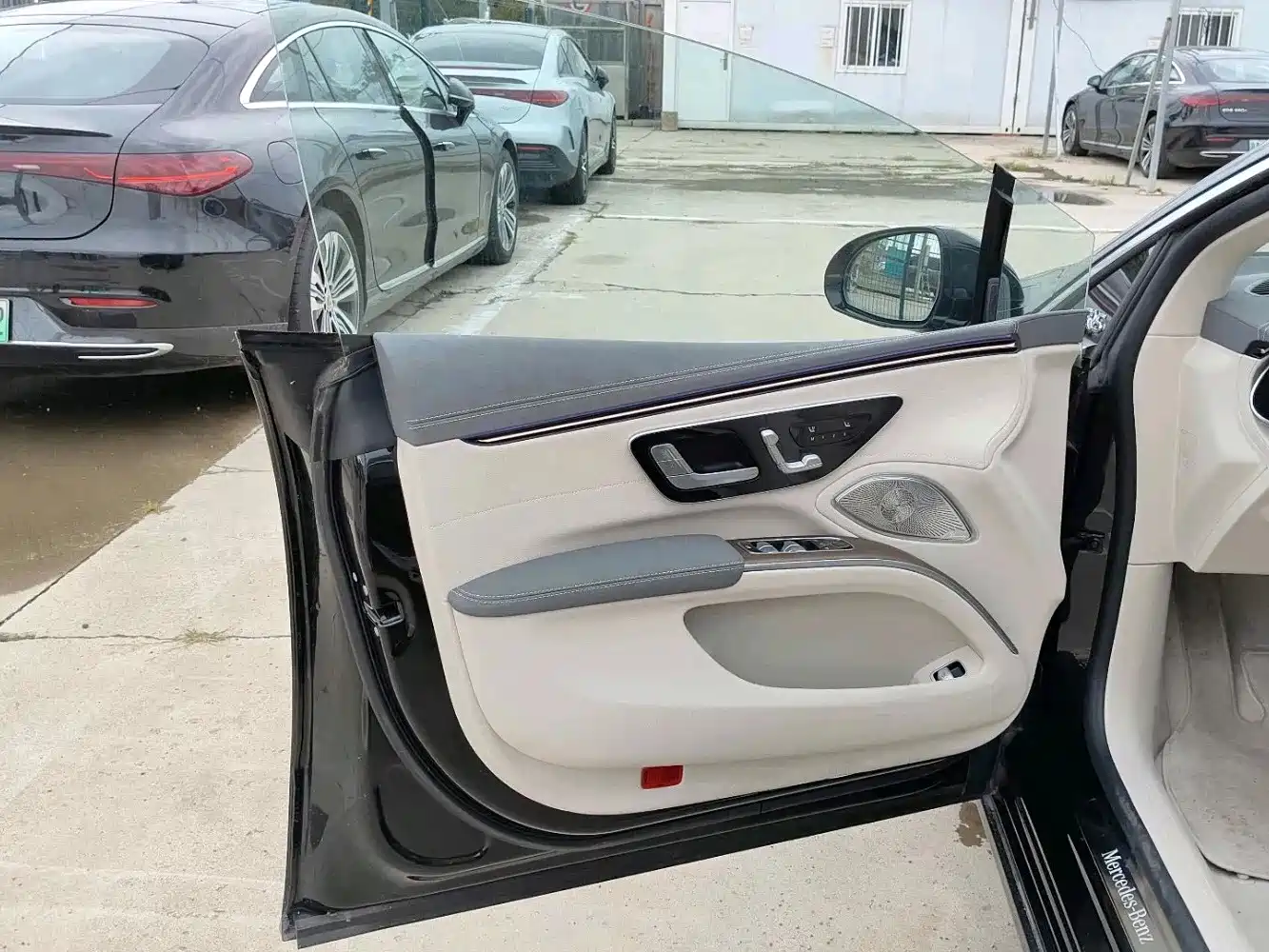 Mercedes-Benz EQS 2024