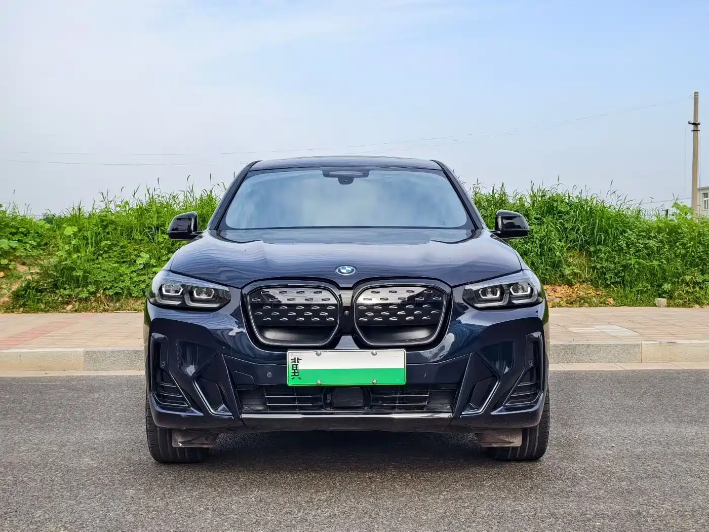 BMW iX3 2023