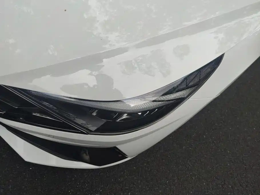 Hyundai Elantra 2023