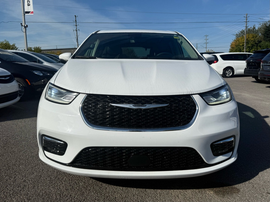 Chrysler Pacifica 2023