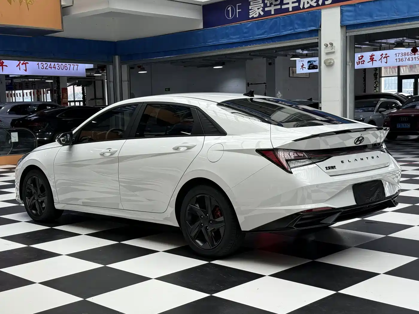 Hyundai Elantra 2023