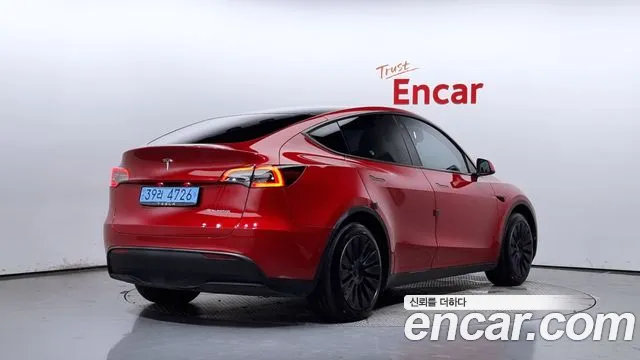 Tesla Model Y 2021