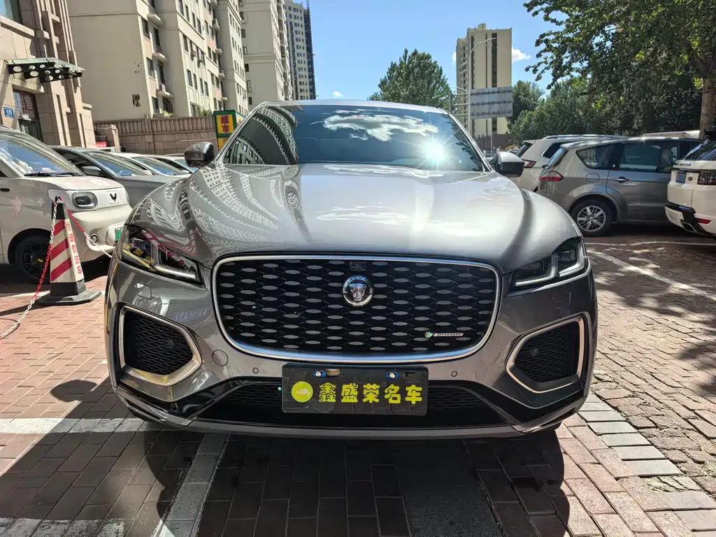 Jaguar F-Pace 2022