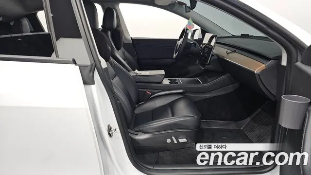 Tesla Model Y 2021